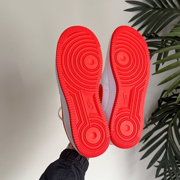 Air Force 1 - Picture 5 of 6